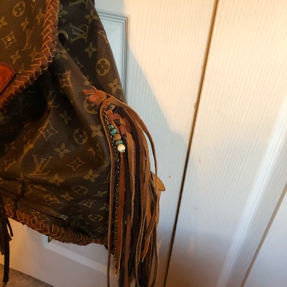 Louis Vuitton Montsouris GM Boho - Picture 12 of 13